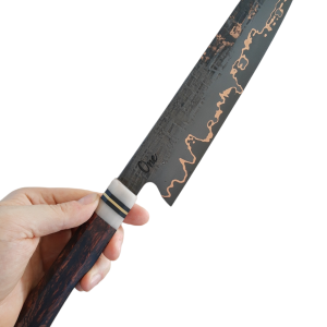 One Kiritsuke 210mm Cumai